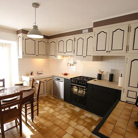 Logis Xve 2 Avec Parentale Voutee A 5 Min Uzes Διαμέρισμα