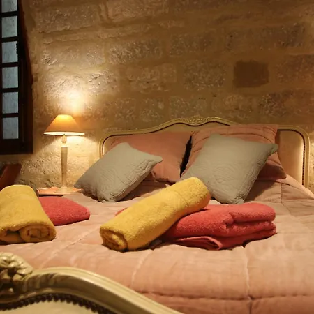 Logis Xve 2 Avec Parentale Voutee A 5 Min Uzes Montaren-et-Saint-Médiers